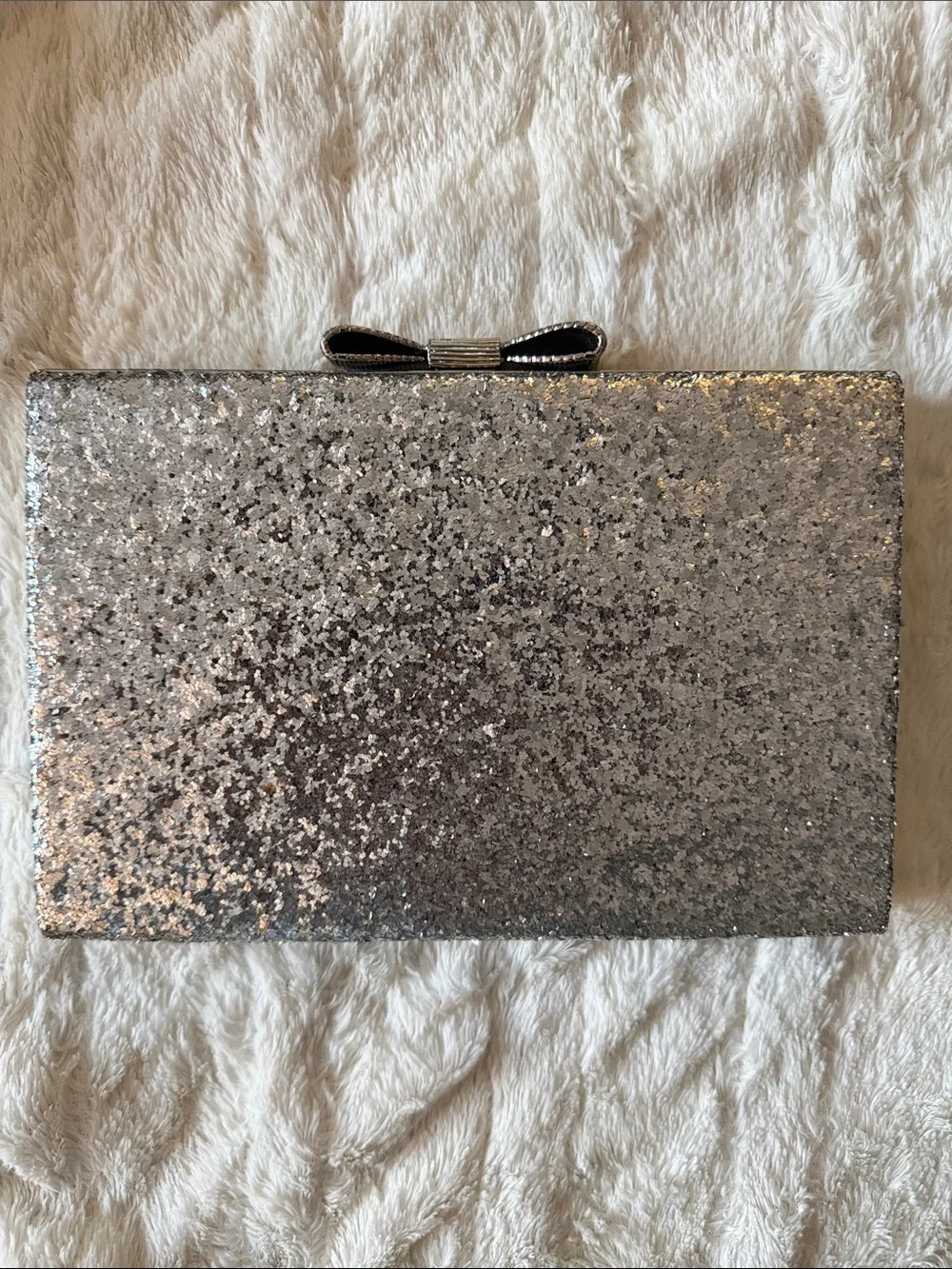 KATE SPADE Emanuelle Evening Belles PXRU4812 Silver Glitter Bow Crossbody Clutch